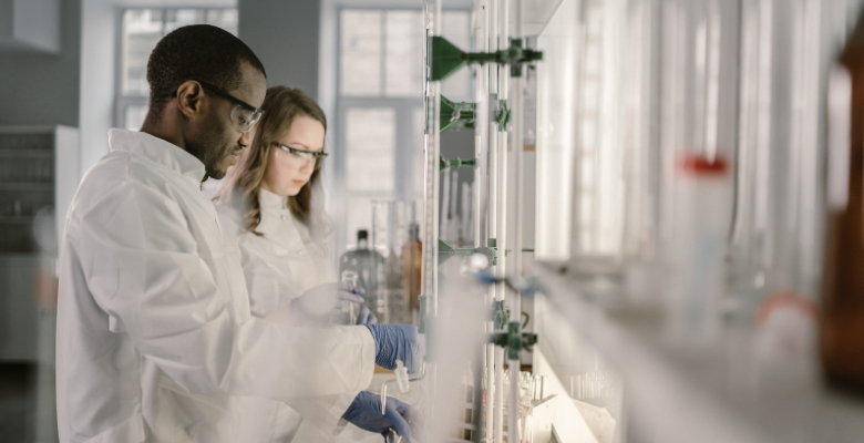 Investigadores portugueses mais perto de nova imunoterapia contra cancro colorretal